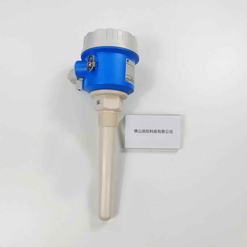 E+H FTC260-AB4D1 电容料位开关 整体实拍